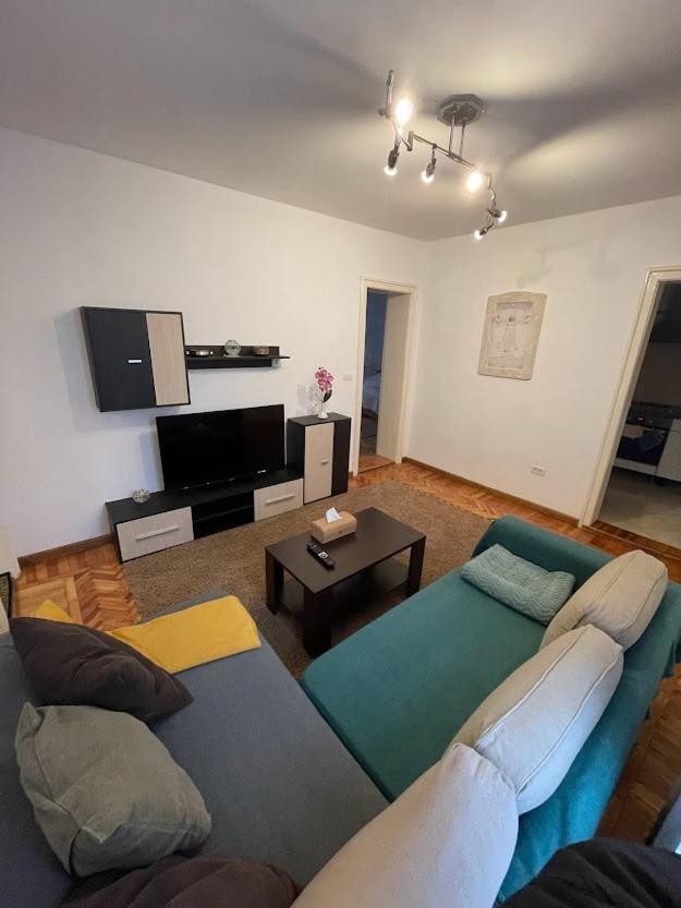 Crisan 40 Casa Muntean 100Mp 3Camere 3Paturi 1 Canapea 2 Dormitoare Parcare Temeşvar Dış mekan fotoğraf