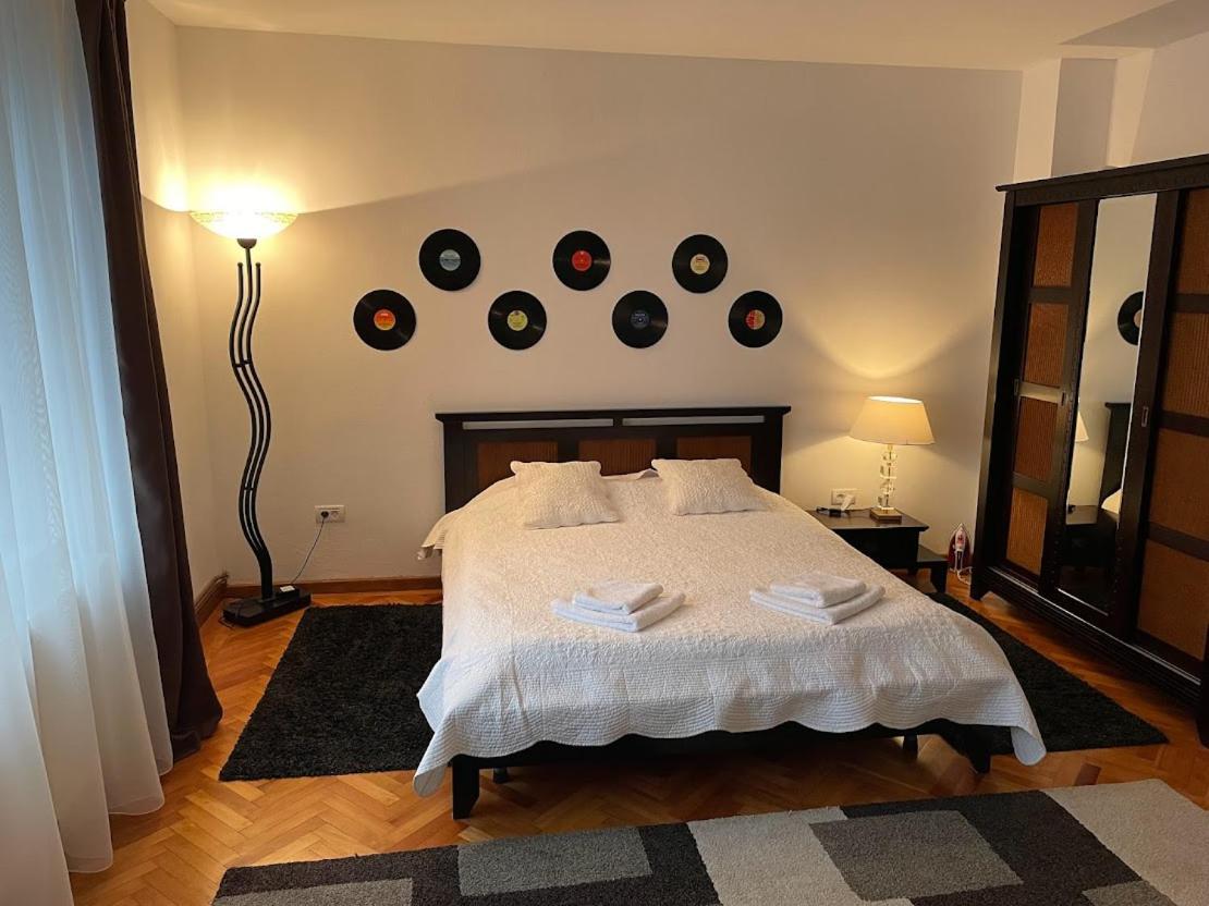 Crisan 40 Casa Muntean 100Mp 3Camere 3Paturi 1 Canapea 2 Dormitoare Parcare Temeşvar Dış mekan fotoğraf