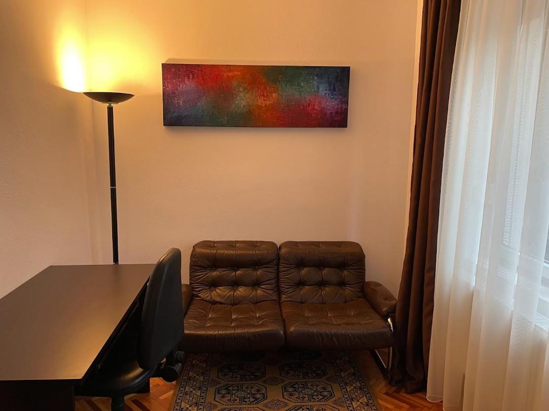 Crisan 40 Casa Muntean 100Mp 3Camere 3Paturi 1 Canapea 2 Dormitoare Parcare Temeşvar Dış mekan fotoğraf