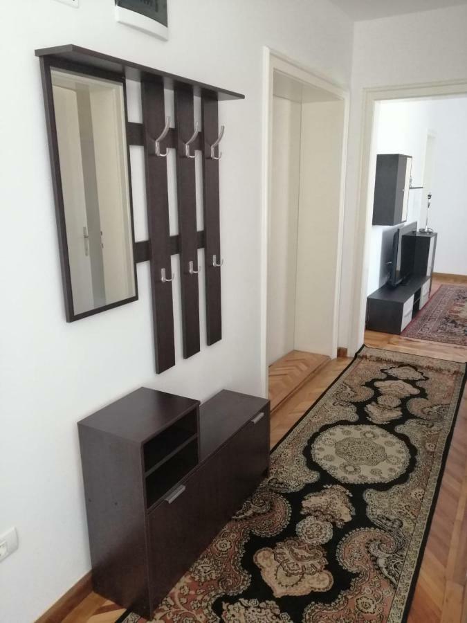 Crisan 40 Casa Muntean 100Mp 3Camere 3Paturi 1 Canapea 2 Dormitoare Parcare Temeşvar Dış mekan fotoğraf